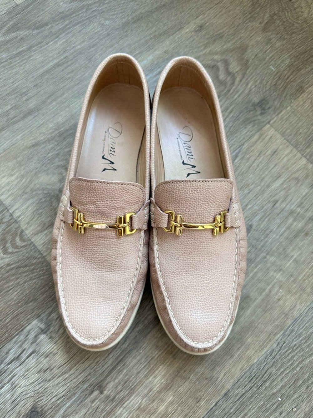 Dami M Beige Leather Loafers Size 9 Gold Bit Slip-On Comfort Flats - Picture 3 of 6